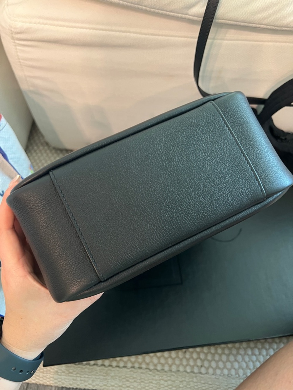 Saint Laurent Le 5 À 7 Supple Small Grained Leather - Picture 12 of 12